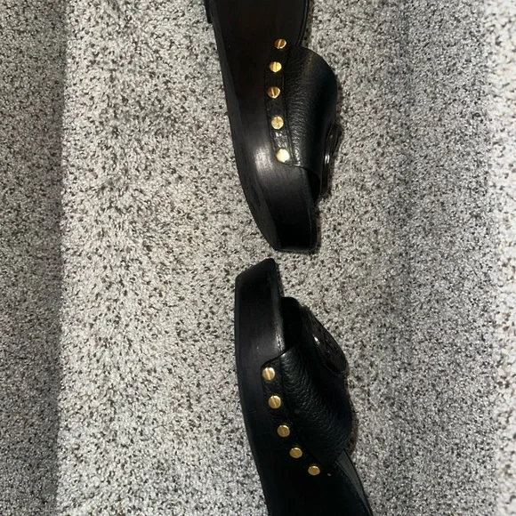 Tory Burch Embossed Black Leather Clogs - Picture 3 of 6
